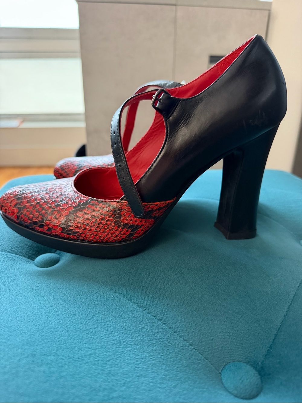 ANGEL Made in Italy Red & Black Mary Jane Heels Size 37.5 NEW